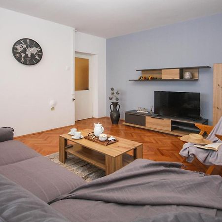 Apartman Nonno Pula Exterior foto